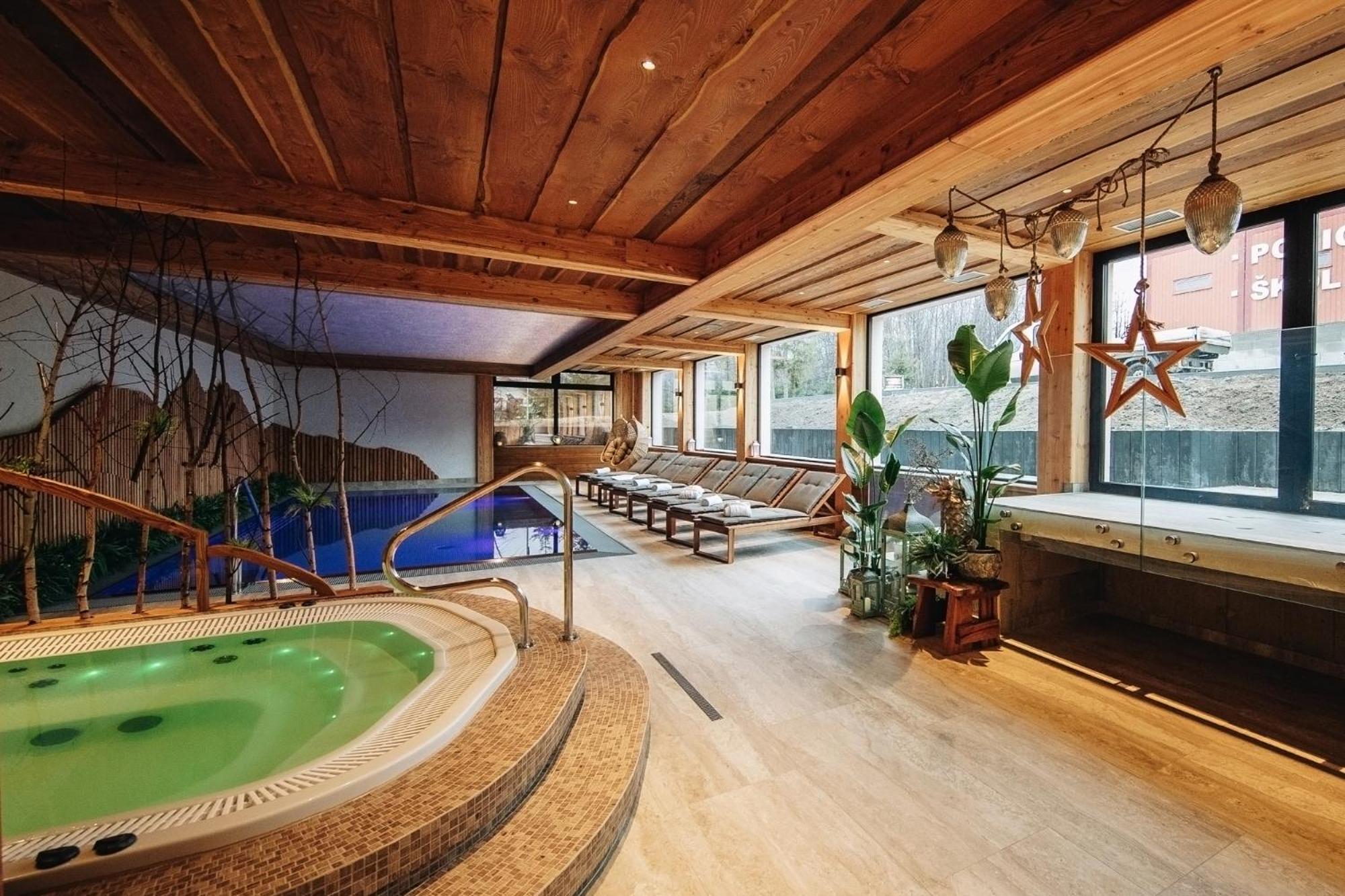 Wellness Penzion Zora Family Tatranská Lomnica Exterior foto